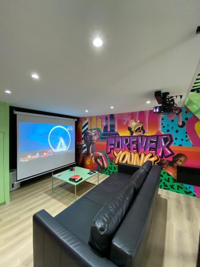 Capsule Forever Young - Jacuzzi - Sauna - Billard - Arcade De Jeux - Netflix & Home Cinema - Ping Pong Hastiere-par-dela Εξωτερικό φωτογραφία