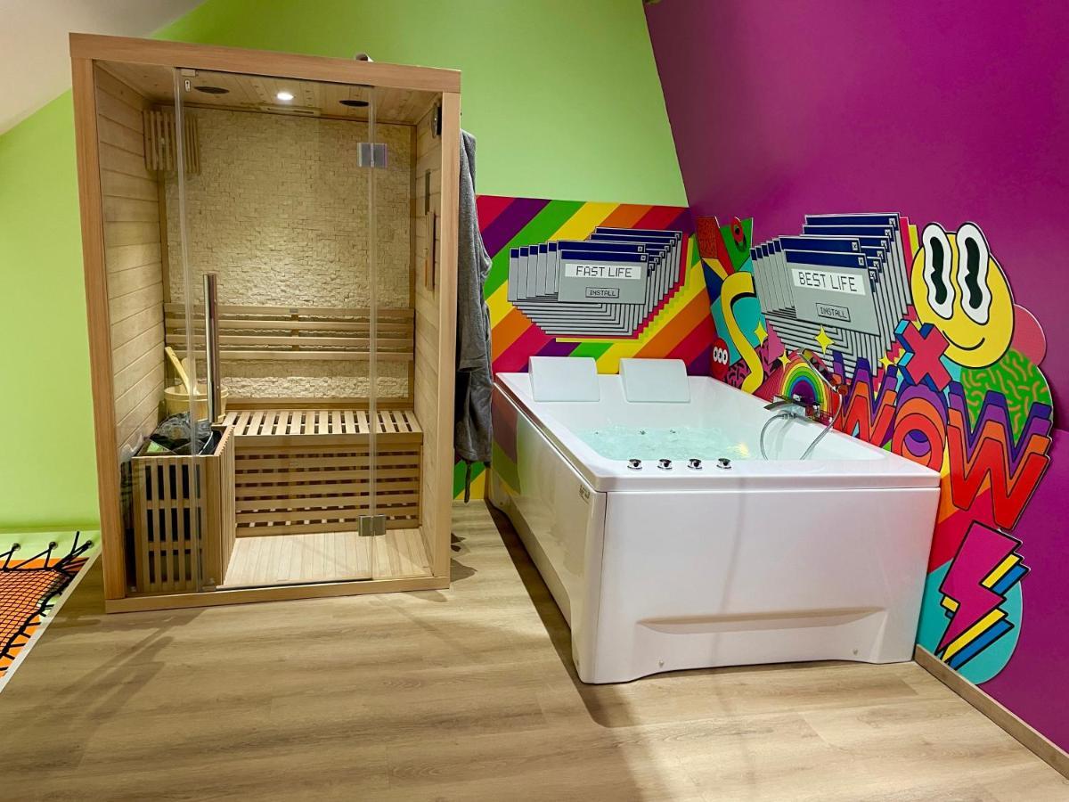 Capsule Forever Young - Jacuzzi - Sauna - Billard - Arcade De Jeux - Netflix & Home Cinema - Ping Pong Hastiere-par-dela Εξωτερικό φωτογραφία
